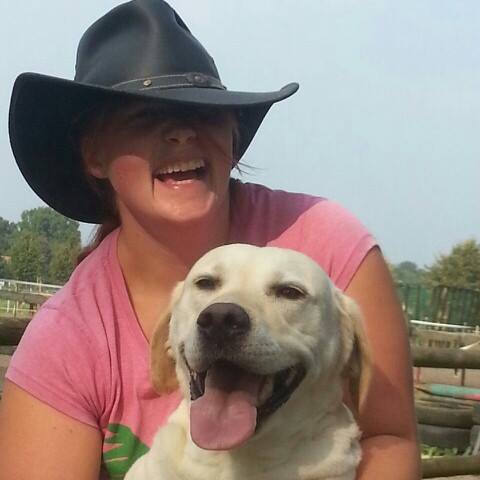 Jess mit ihrem Hund